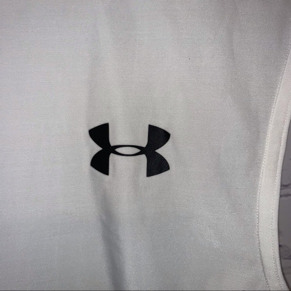 Under Armour Tank - Picture 4 of 6